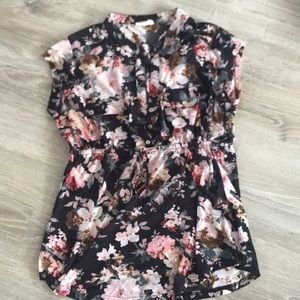 Floral maternity top